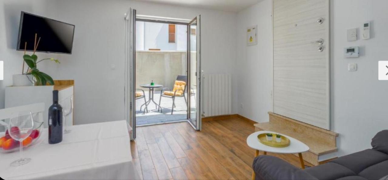 Sara Apartment