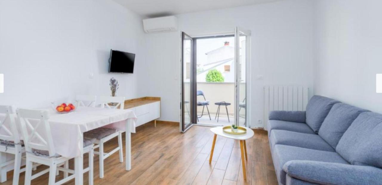 Sara Apartament *